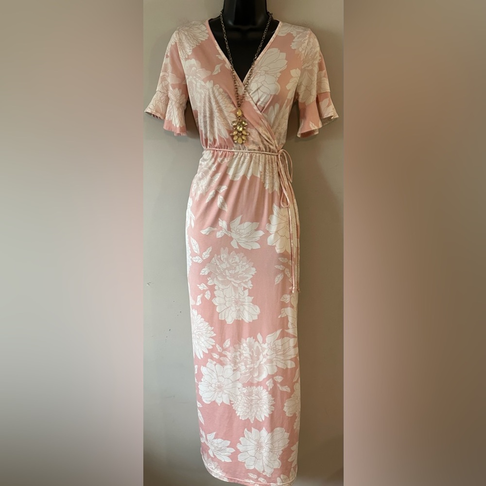Beautiful pink blush floral cross tie Long maxi Dress size small
